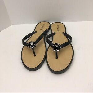 White Line flip flops women’s size 11